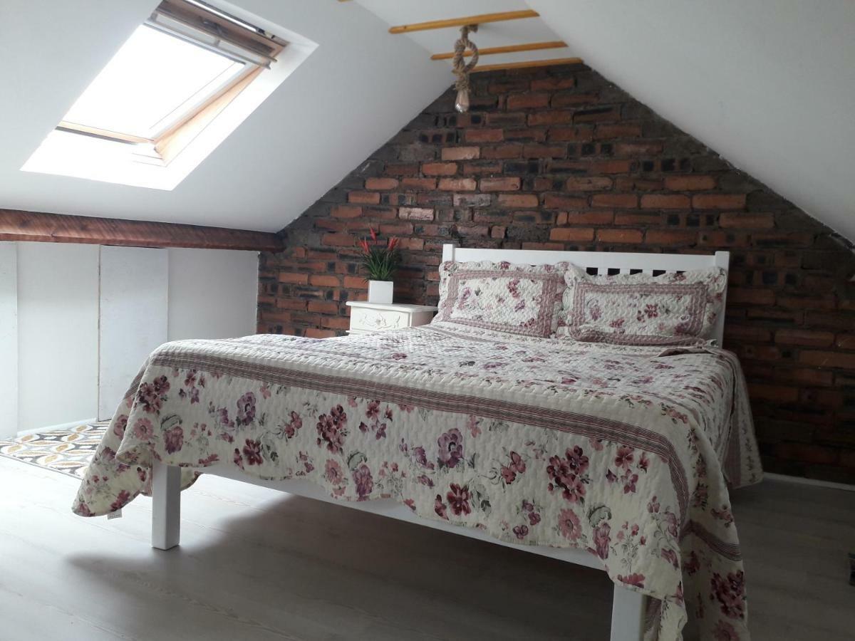 Vintage Double Bedroom Victoria 1 Данфермлин Экстерьер фото