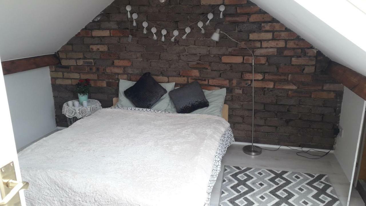 Vintage Double Bedroom Victoria 1 Данфермлин Экстерьер фото